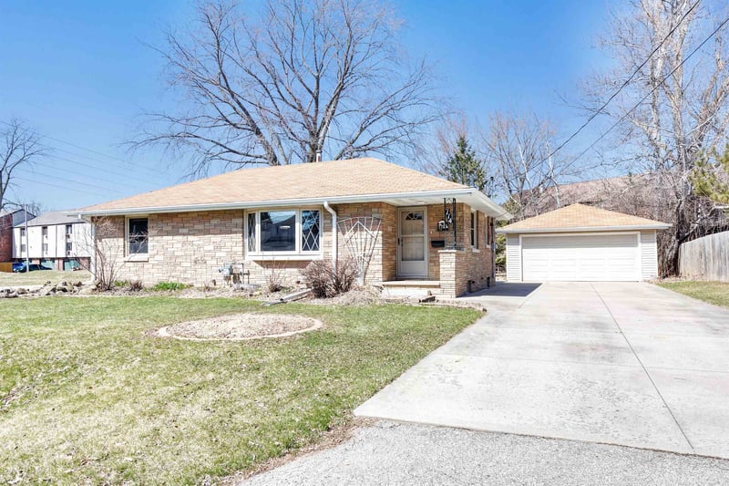 114 Wilson Ave, Appleton, WI 54915-1615