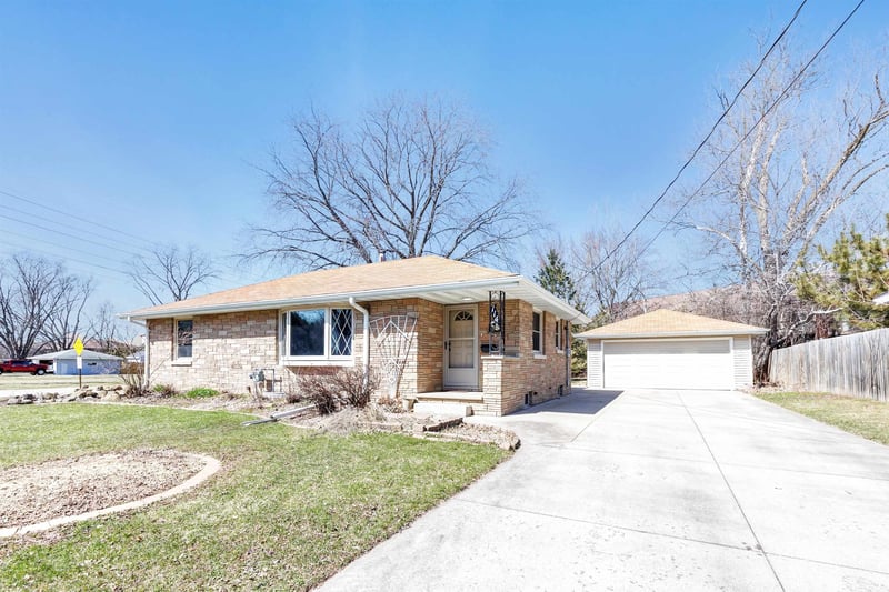 114 Wilson Ave, Appleton, WI 54915-1615