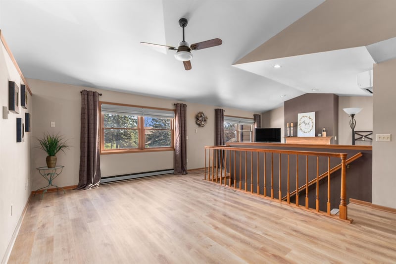 921 Babcock St #13, Neenah, WI 54956