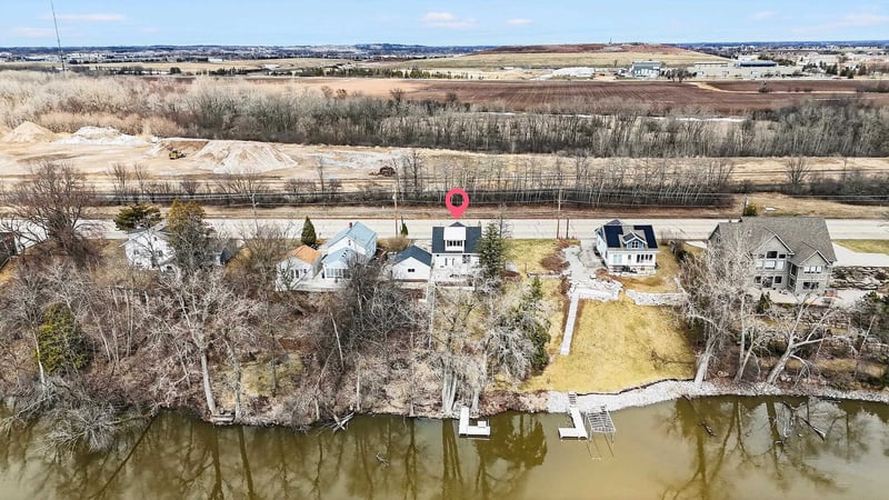 1721 Main St, Little Chute, WI 54911
