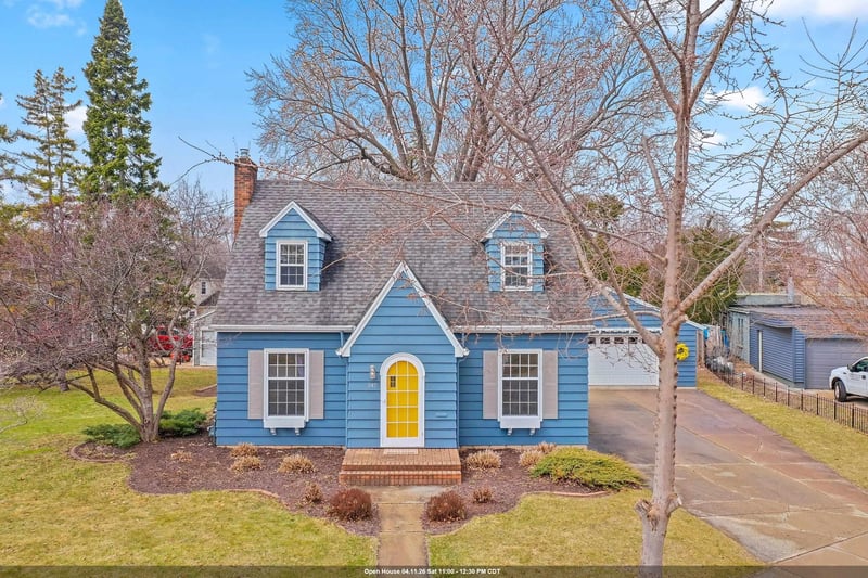 547 Outagamie Ct, Appleton, WI 54914