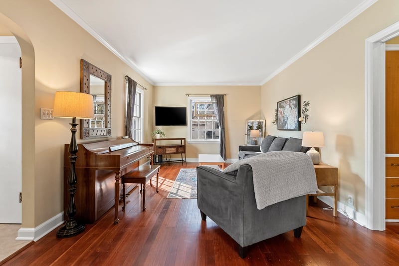 547 Outagamie Ct, Appleton, WI 54914