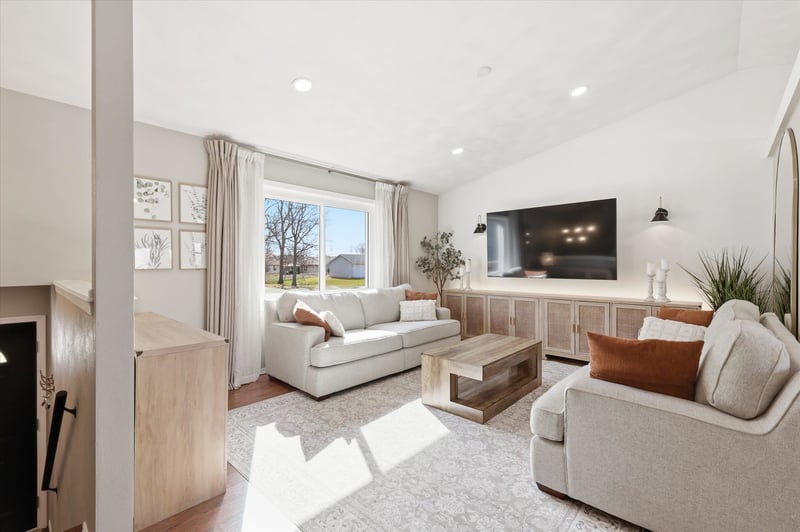 N9551 Clover Ridge Trl, Appleton, WI 54915