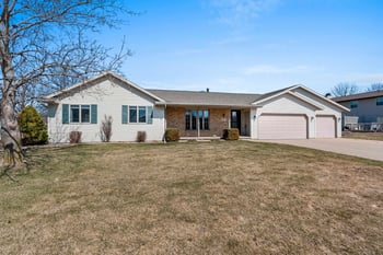 2817 Oslo Dr, Green Bay, WI 54311-6672