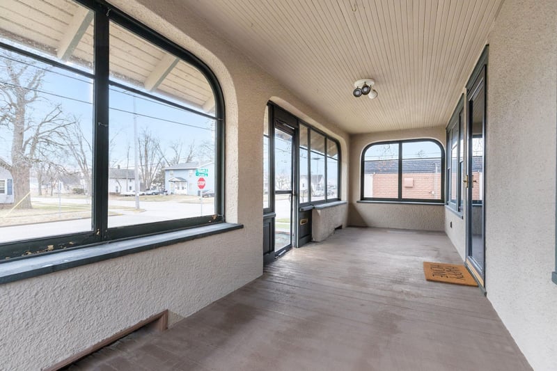 1354 2nd St, Appleton, WI 54914