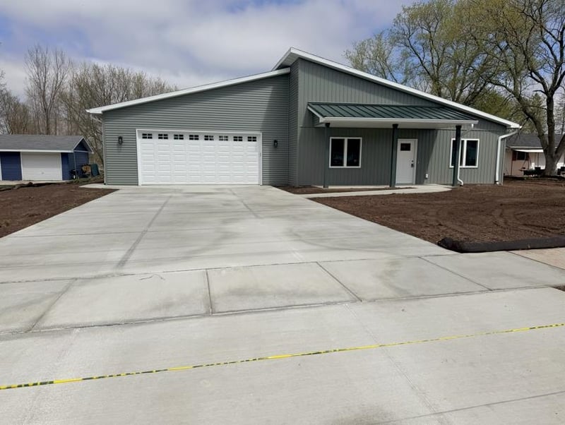 621 Pearl St, Seymour, WI 54165