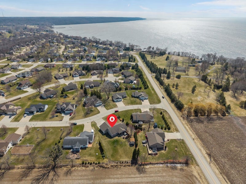 W5284 Waterview Dr, Sherwood, WI 54169