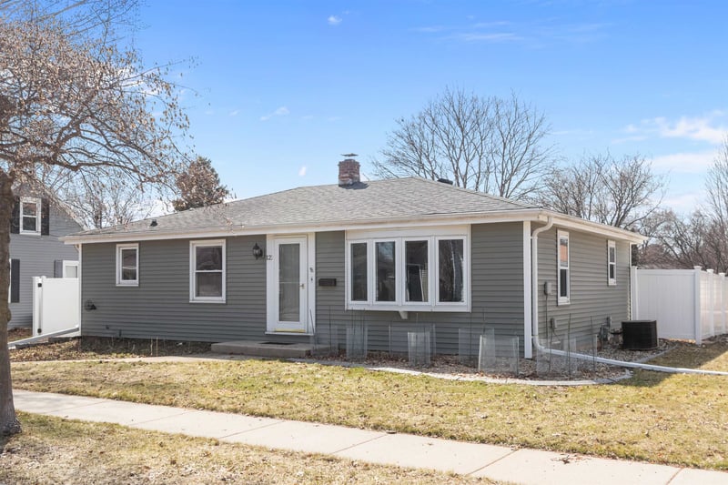 121 Schaefer St, Appleton, WI 54915