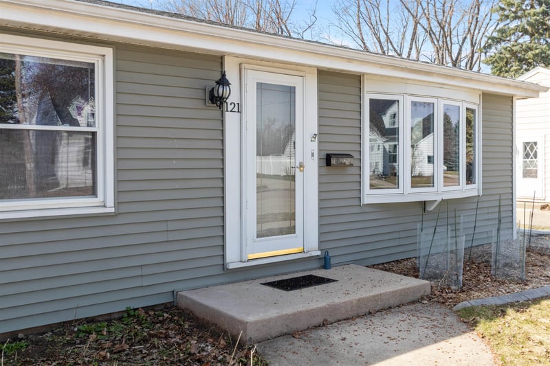 121 Schaefer St, Appleton, WI 54915