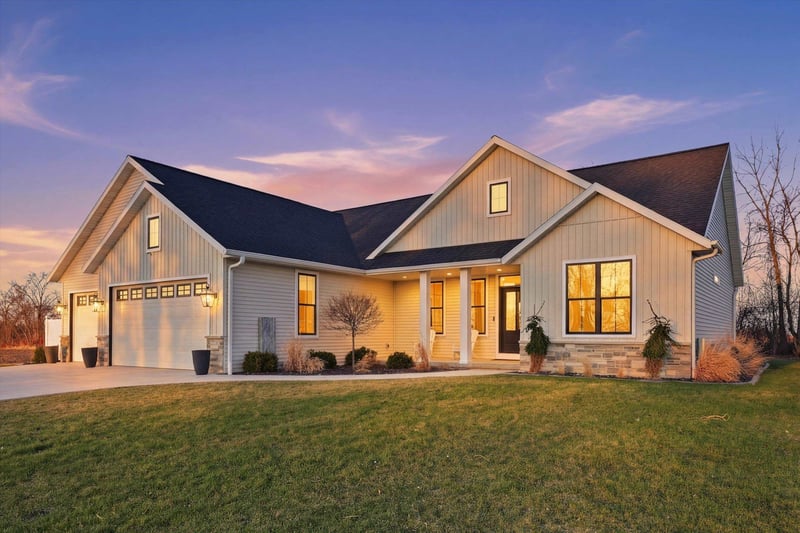 N1200 Forsyth Pw, Greenville, WI 54942