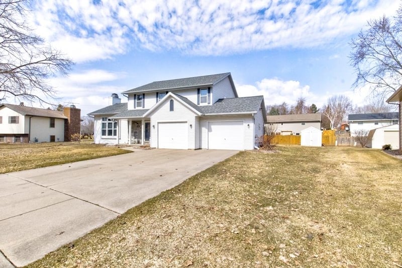 2149 Cumberland Dr, Green Bay, WI 54311