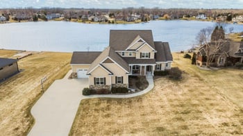 2949 Seafarer Way, Suamico, WI 54173-8195