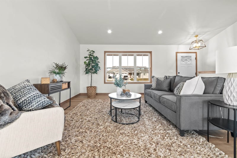 2041 Bear Paw Trl, Kaukauna, WI 54130