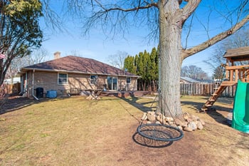 1319 Oregon St, Green Bay, WI 54303