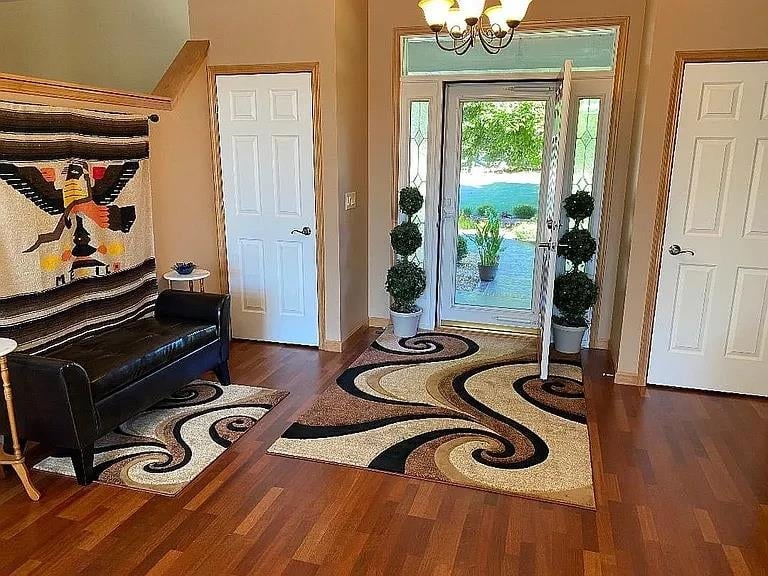 4928 Meade St, Appleton, WI 54913