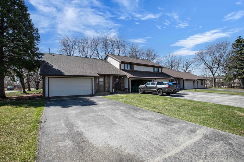 2895 4th St, Appleton, WI 54914-4330