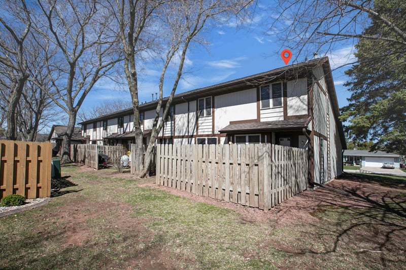 2895 4th St, Appleton, WI 54914-4330