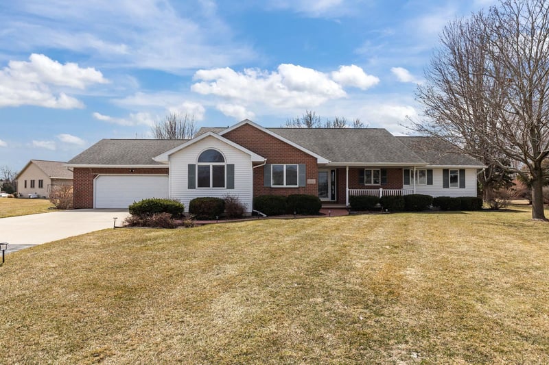 N274 Mueller Ct, Appleton, WI 54915