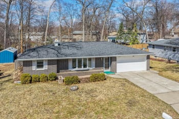 2070 West Point Ter, Green Bay, WI 54304-1764