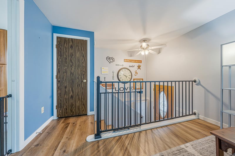 827 Heritage Trl, Oshkosh, WI 54904