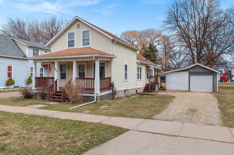 811 Harvey St, Green Bay, WI 54302