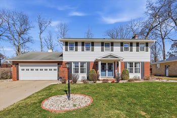 1427 Springdale Ln, Green Bay, WI 54304-1726