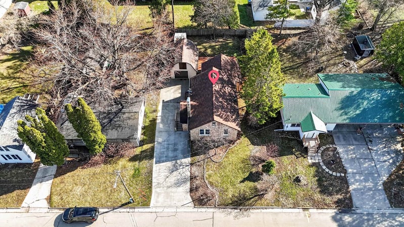 503 Riverview Dr, Winneconne, WI 54986