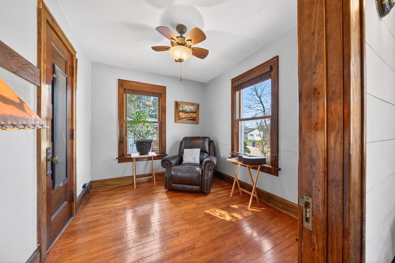 503 Riverview Dr, Winneconne, WI 54986