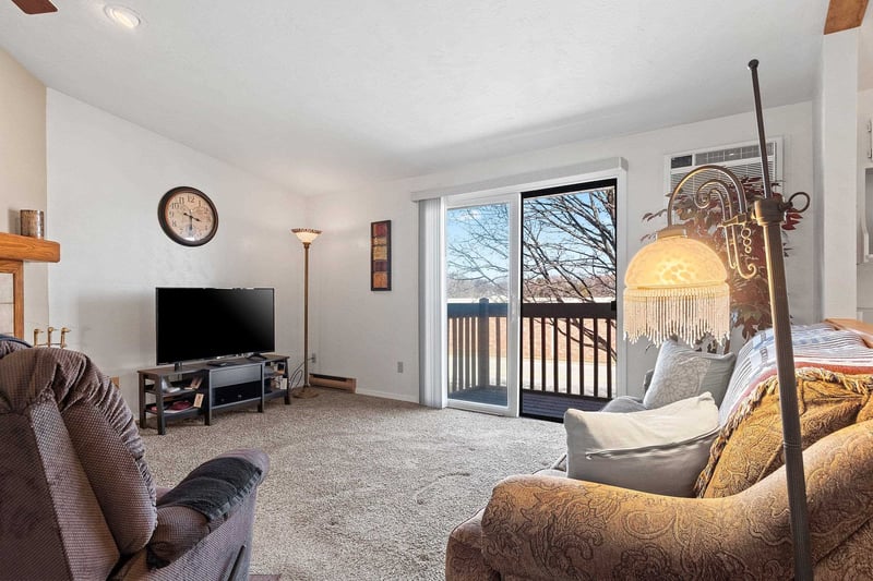 2409 Cedar Ridge Ct #C, Green Bay, WI 54313