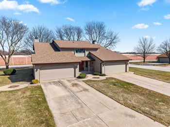 2409 Cedar Ridge Ct #C, Green Bay, WI 54313