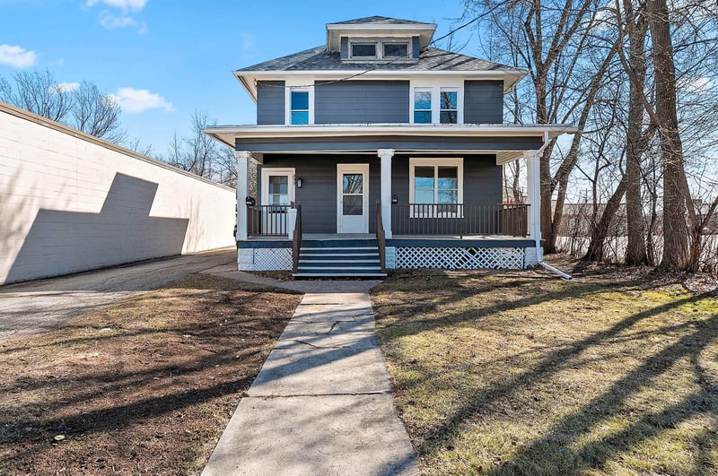 209 Nicolet Blvd, Neenah, WI 54956