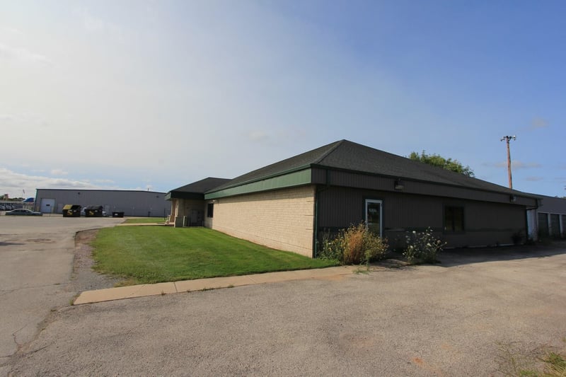 1358A Mid Valley Dr, De Pere, WI 54115