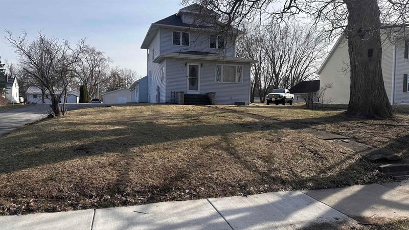 314 Summit St, Pulaski, WI 54162