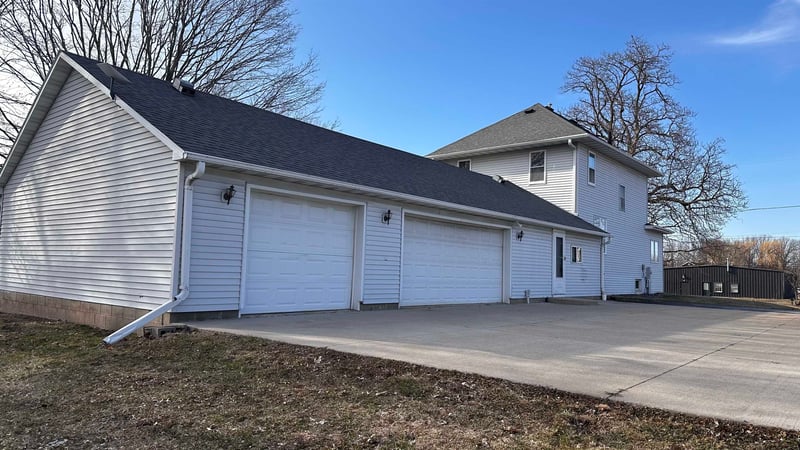 314 Summit St, Pulaski, WI 54162