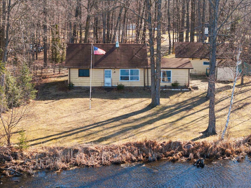 N7279 Sunset Dr, Gresham, WI 54128