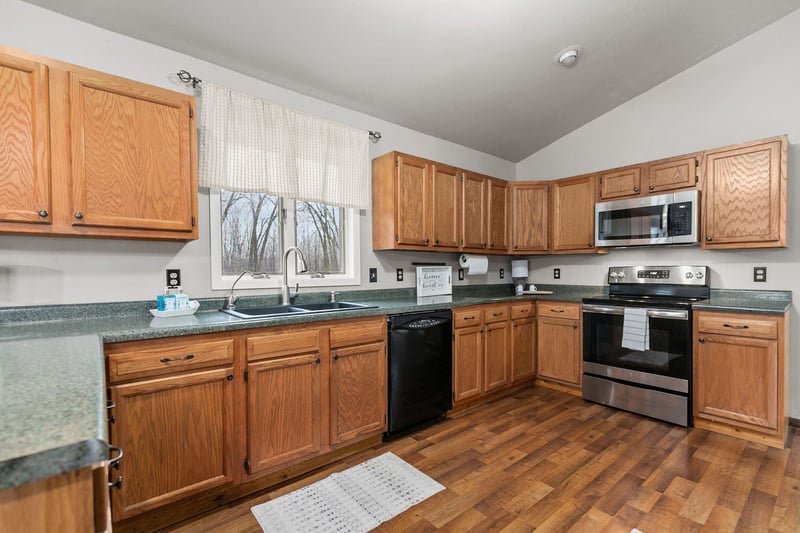 3507 20th Ave, Oshkosh, WI 54904