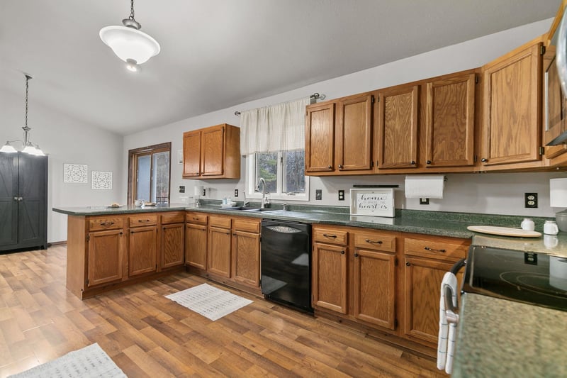 3507 20th Ave, Oshkosh, WI 54904