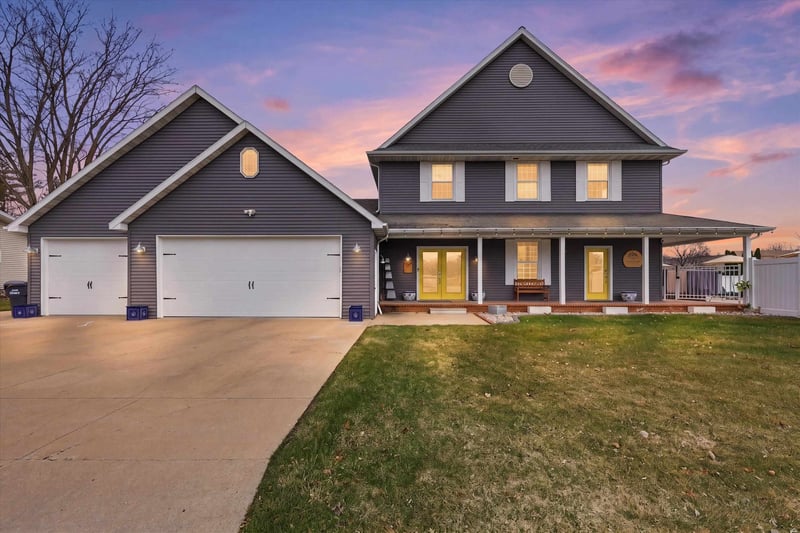439 Factory St, Seymour, WI 54165
