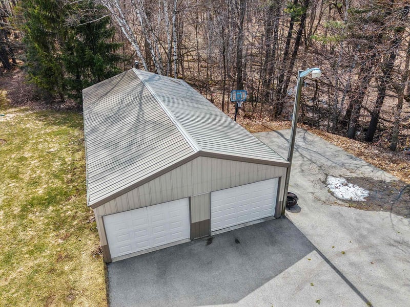 2276 Dollar Rd, De Pere, WI 54115-9712