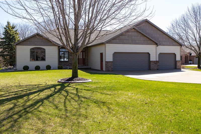 N7852 State Park Rd, Sherwood, WI 54169