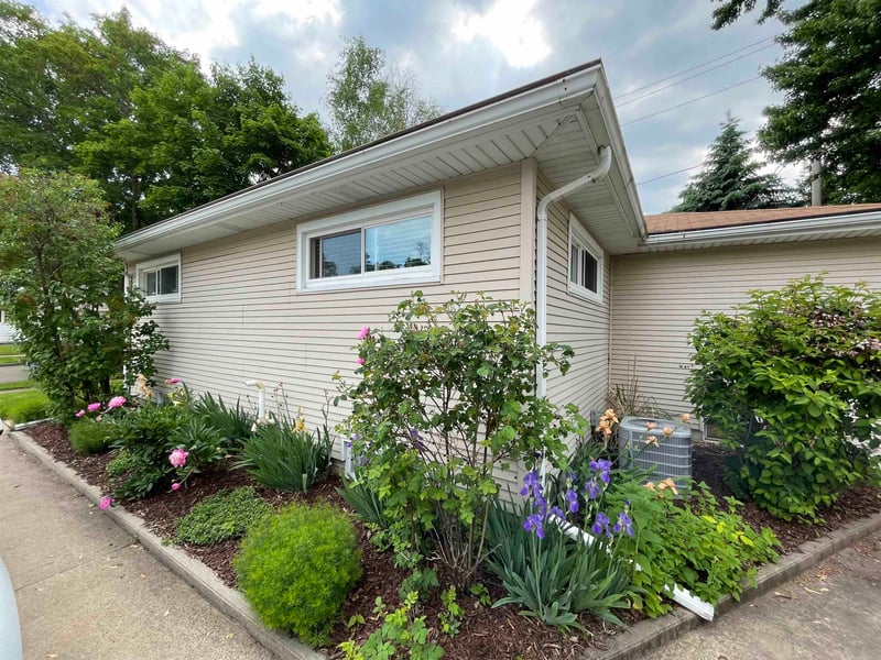 1342 Frances St, Appleton, WI 54911-3305