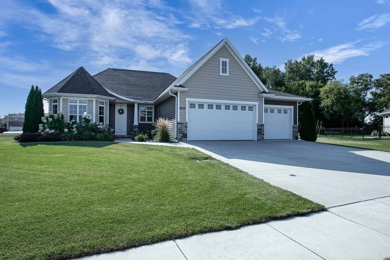 4637 Trellis Dr, De Pere, WI 54115