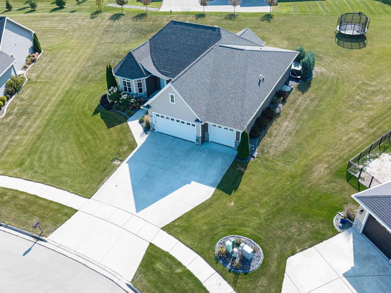 4637 Trellis Dr, De Pere, WI 54115