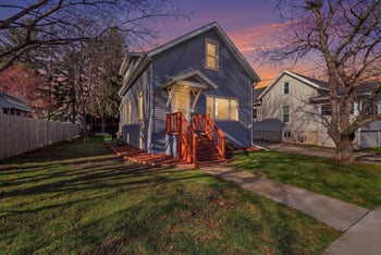 316 Lincoln Ave, Oshkosh, WI 54901