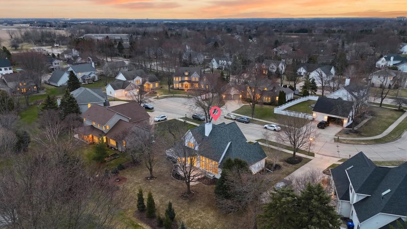 422 Olde Paltzer Ct, Appleton, WI 54913