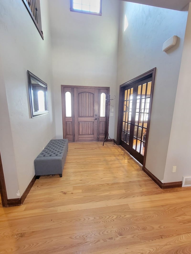 1387 Radcliff Rd, Neenah, WI 54956-3582