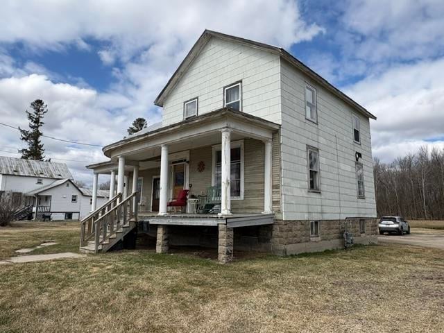 555 Pecor St, Oconto, WI 54153