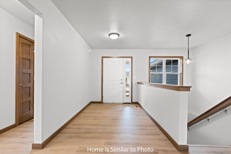 1723 Betty Jean Ln, Green Bay, WI 54313