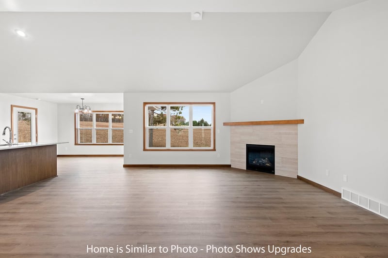 1723 Betty Jean Ln, Green Bay, WI 54313