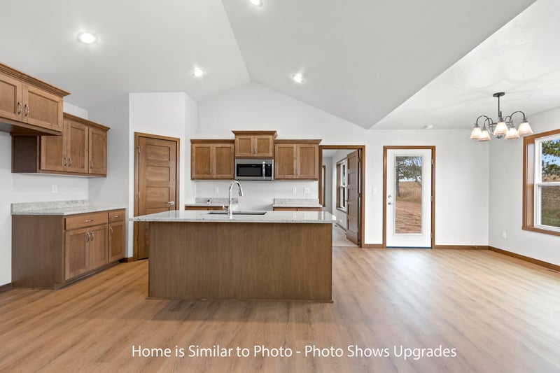 1723 Betty Jean Ln, Green Bay, WI 54313